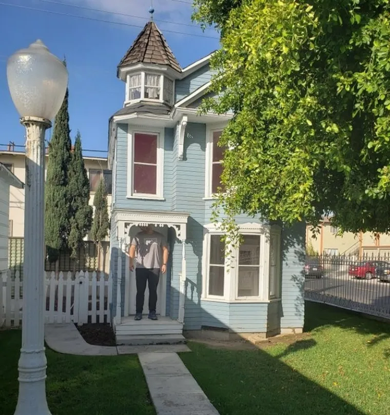 NISU DOBILI &Scaron;TO SU NARUČILI: Preveslali ih bezobrazni prodavači misleći valjda da će biti smije&scaron;no