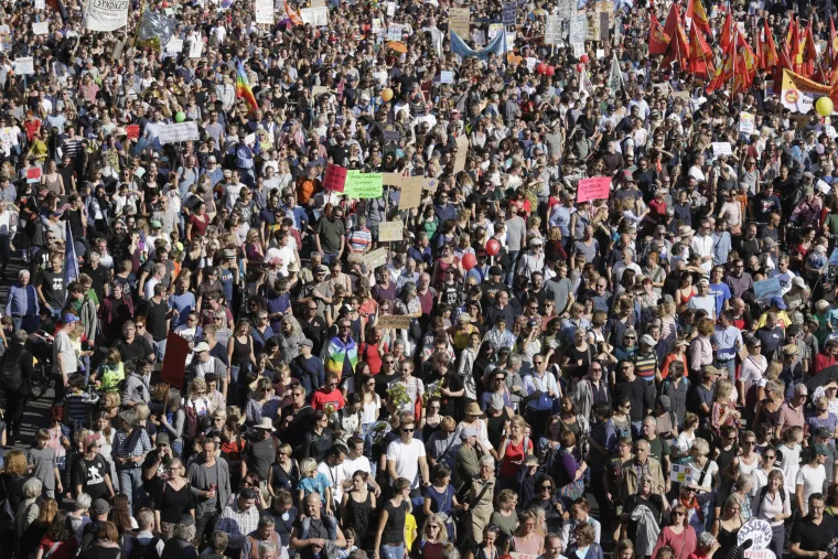 U Njemačkoj masovni prosvjed protiv ekstremne desnice