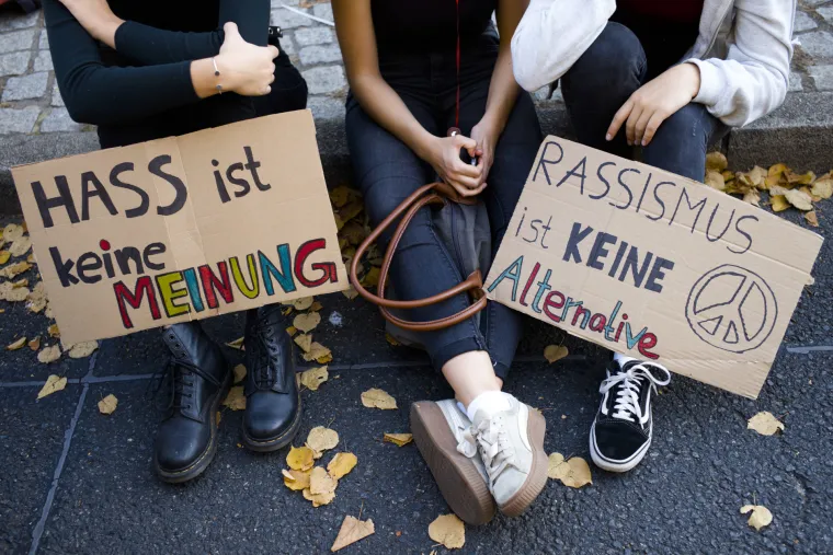 U Njemačkoj masovni prosvjed protiv ekstremne desnice