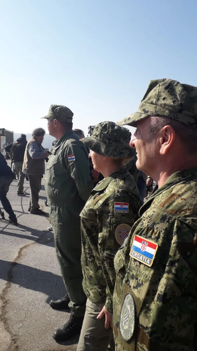 Predsjednica nazočila glavnom obučnom događaju HV-a: Održale se vojne vježbe u Udbini