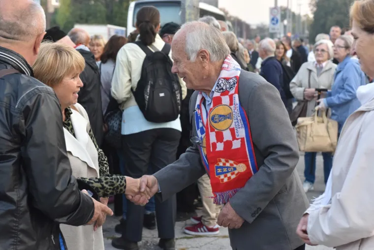 Prosvjednici autobusima odlaze iz Zagreba za Vukovar