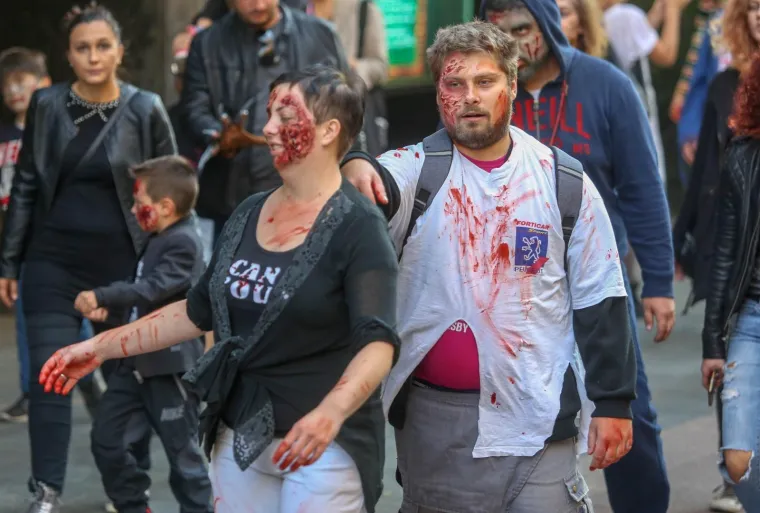 Bili smo na 1. Zombie Walku! Pogledajte kako je izgledao dana&scaron;nji 'hod mrtvaca' po Zagrebu