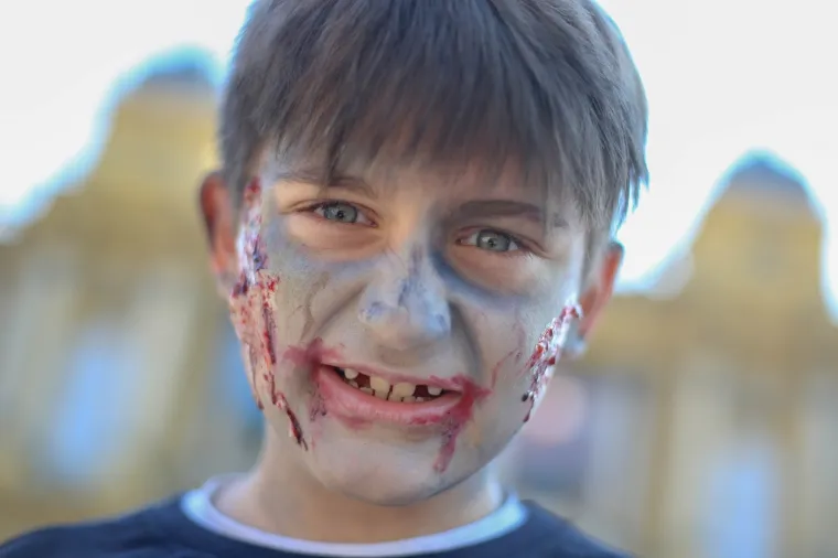 Bili smo na 1. Zombie Walku! Pogledajte kako je izgledao dana&scaron;nji 'hod mrtvaca' po Zagrebu