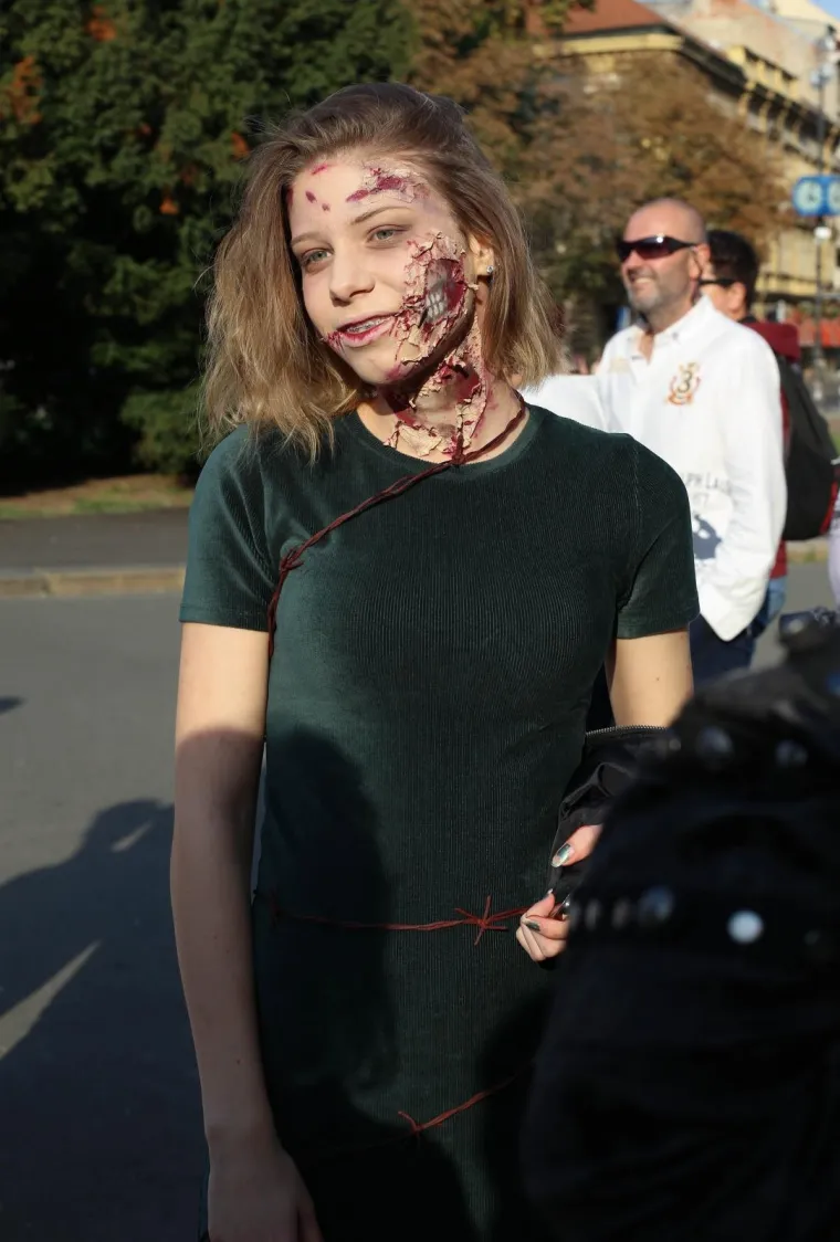 Bili smo na 1. Zombie Walku! Pogledajte kako je izgledao dana&scaron;nji 'hod mrtvaca' po Zagrebu