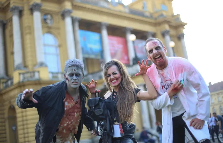 Bili smo na 1. Zombie Walku! Pogledajte kako je izgledao dana&scaron;nji 'hod mrtvaca' po Zagrebu