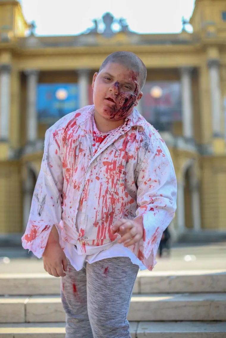 Bili smo na 1. Zombie Walku! Pogledajte kako je izgledao dana&scaron;nji 'hod mrtvaca' po Zagrebu