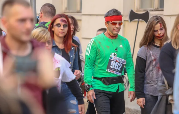Bili smo na 1. Zombie Walku! Pogledajte kako je izgledao dana&scaron;nji 'hod mrtvaca' po Zagrebu