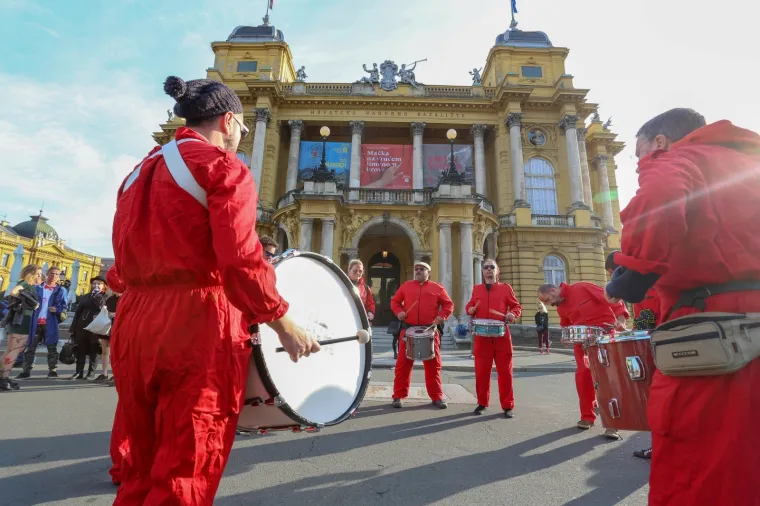 Bili smo na 1. Zombie Walku! Pogledajte kako je izgledao dana&scaron;nji 'hod mrtvaca' po Zagrebu