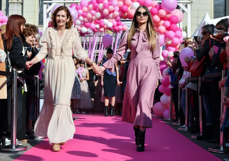 Žene, ne odgađajte pregled: Humanitarnom &scaron;etnjom obilježena kampanja "Sačuvajmo zdravlje dojke"