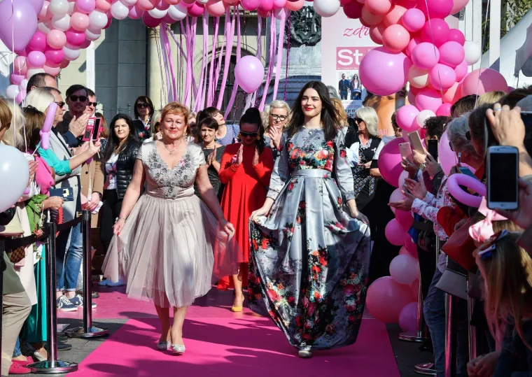 Žene, ne odgađajte pregled: Humanitarnom &scaron;etnjom obilježena kampanja "Sačuvajmo zdravlje dojke"