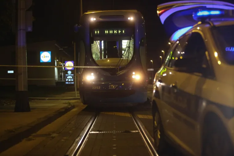 Tramvaj naletio na pje&scaron;aka koji je na mjestu preminuo
