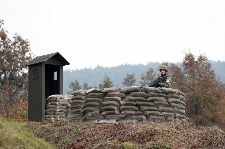 SLUNJ: Na vojnom poligonu Eugen Kvaternik održana je vojna vježba Velebit 18