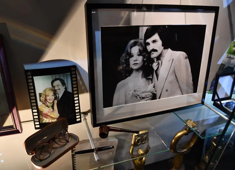 Beograd: Knjiga žalosti za legendarnu glumicu Milenu Dravić