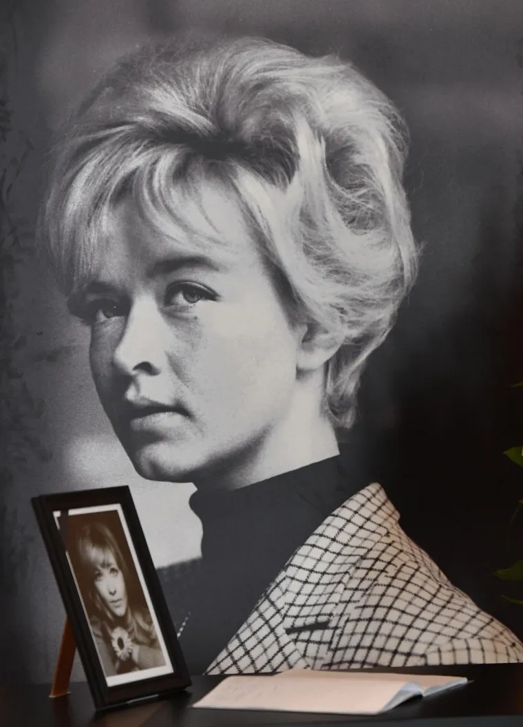 Beograd: Knjiga žalosti za legendarnu glumicu Milenu Dravić