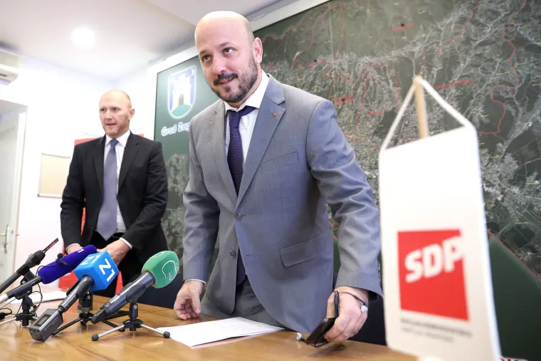 Zagrebački SDP optužio Bandića da politički trguje gradskim novcem