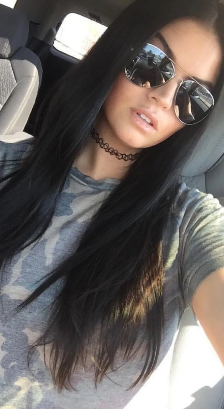 Hvale se ogrlicama, a u kadru im nekako uvijek zavr&scaron;i ne&scaron;to sasvim drugo