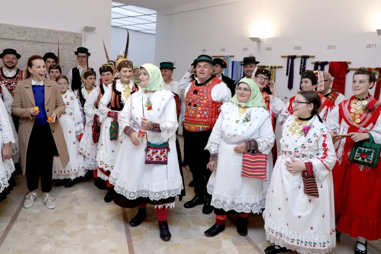 Vesela &scaron;okadija u Saboru