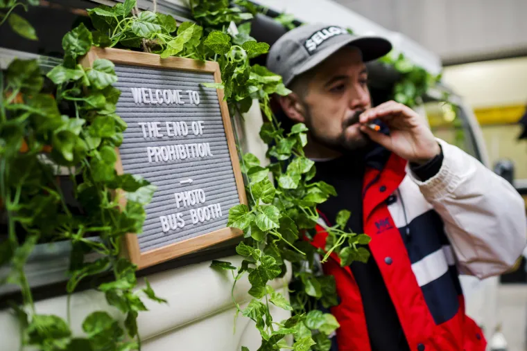 Sretna Kanada: Pogledajte kako je pro&scaron;ao prvi dan legalizacije trave