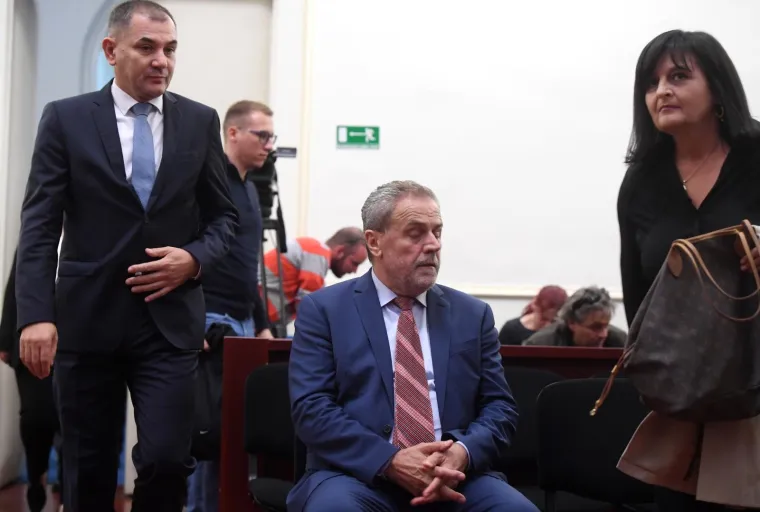 BANDIĆ NEPRAVOMOĆNO OSLOBOĐEN KRIVNJE U AFERI ŠTANDOVI: Nije nezakonito pogodovao udruzi U ime obitelji