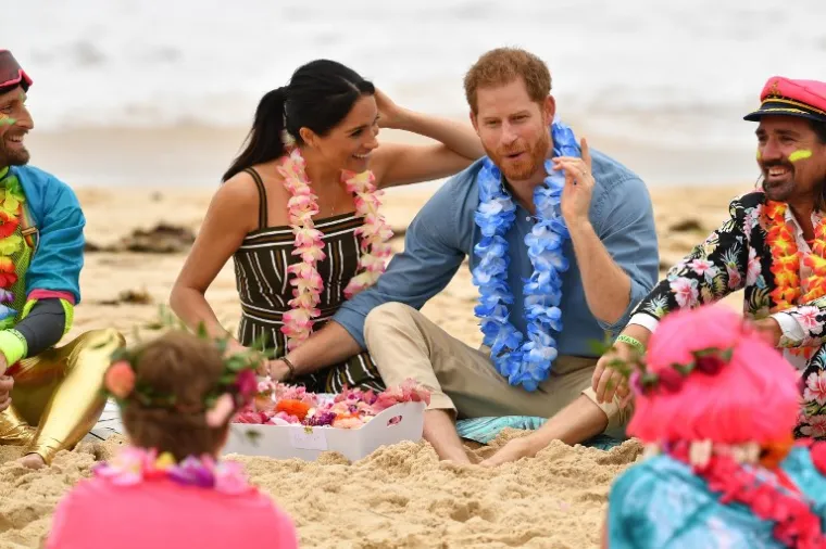 OVAKVE IH JOŠ NISTE VIDJELI: Meghan i Harry su najslobodniji kraljevski par, prepuštaju se milovanjima bez obzira na kamere
