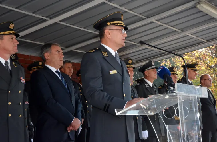 Svečana prisega 23. nara&scaron;taja ročnika