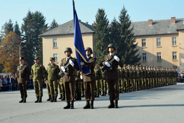 Svečana prisega 23. nara&scaron;taja ročnika