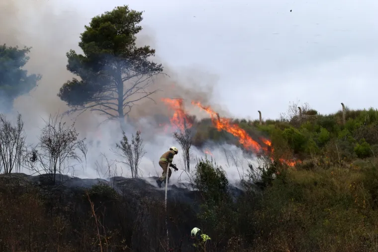 Split: Kod City Centra planuo požar, vatrogasci ga brzo stavili pod kontrolu