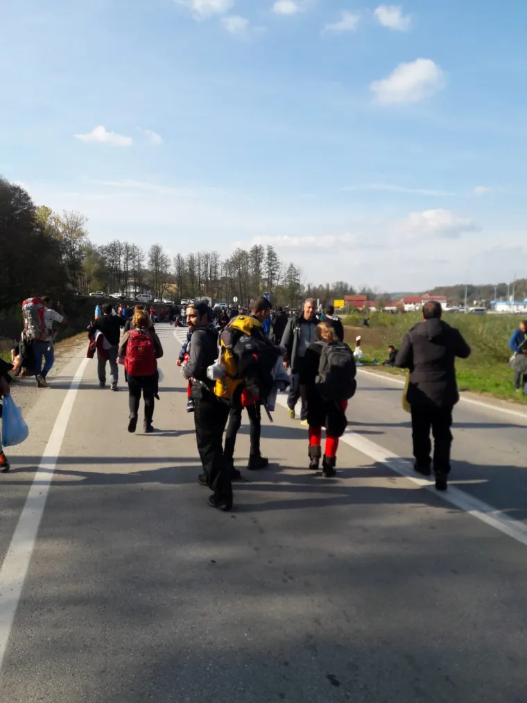 Migranti žele u Hrvatsku, policija ne da:  Zatvorit će granični prijelaz Maljevac za promet?