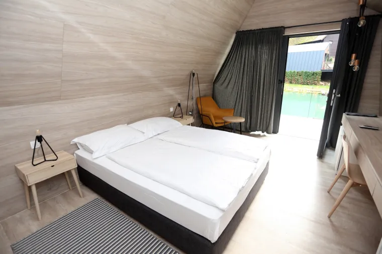 Imamo fotografije! Pogledajte predivnu kamp oazu s kućicama na drvetu na Plitvicama