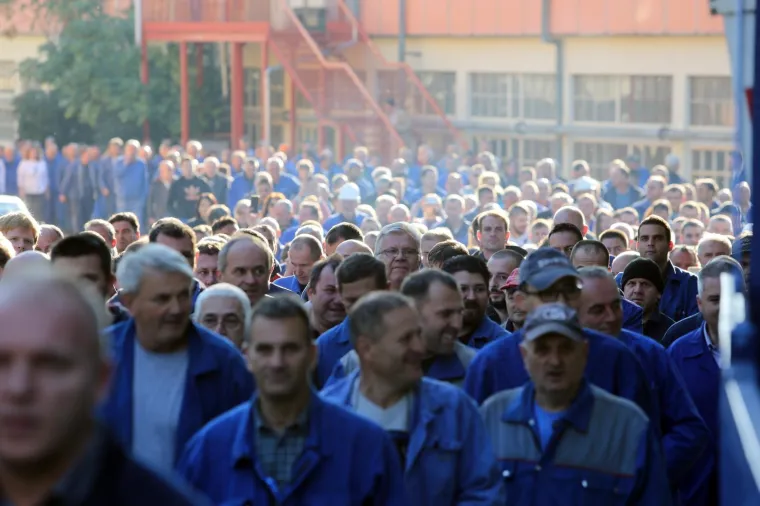 Radnici 3. maja na ulicama: 'Imajte malo morala i obraza'