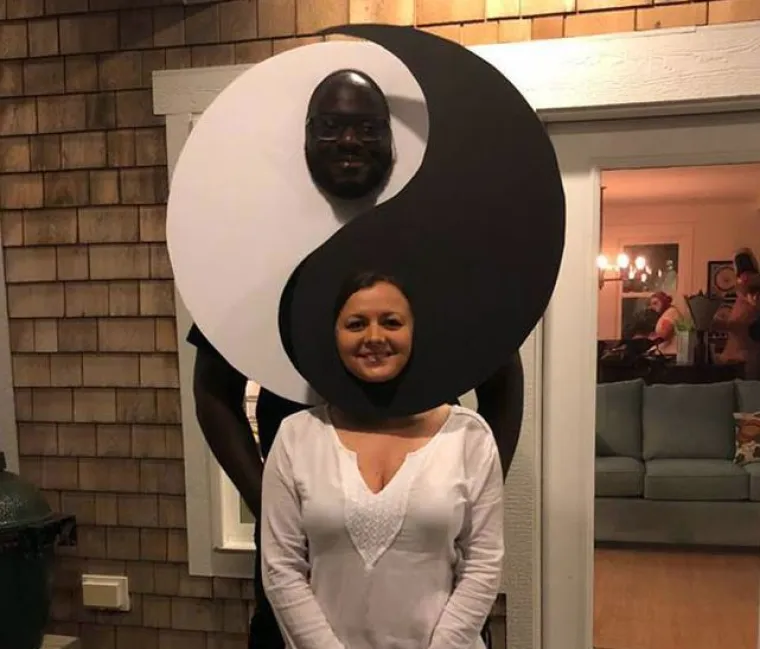 Od moljca i lampe, do Ljepotana i Zvjerke: TOP 20 Halloween maski za sve parove