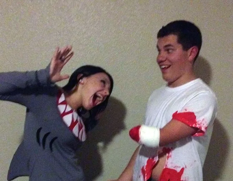 Od moljca i lampe, do Ljepotana i Zvjerke: TOP 20 Halloween maski za sve parove