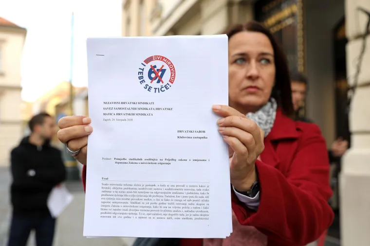 Sindikati ispred Sabora pozvali zastupnike da ne podrže mirovinsku reformu