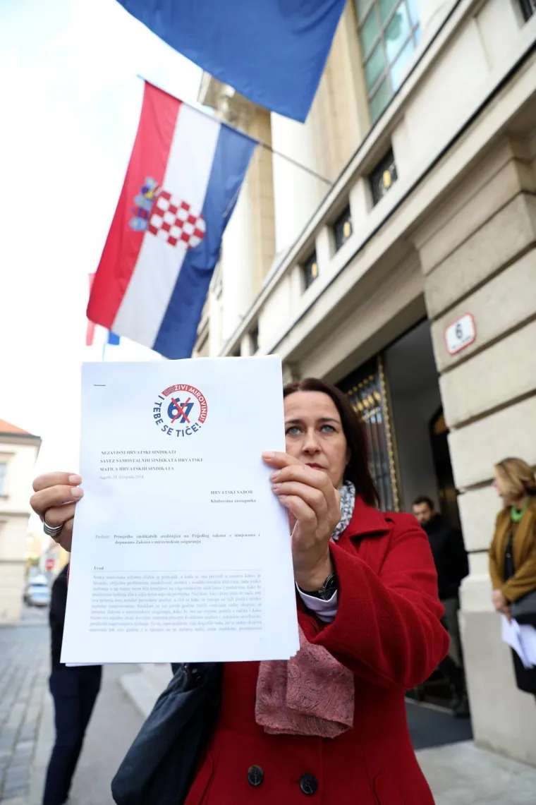 Sindikati ispred Sabora pozvali zastupnike da ne podrže mirovinsku reformu