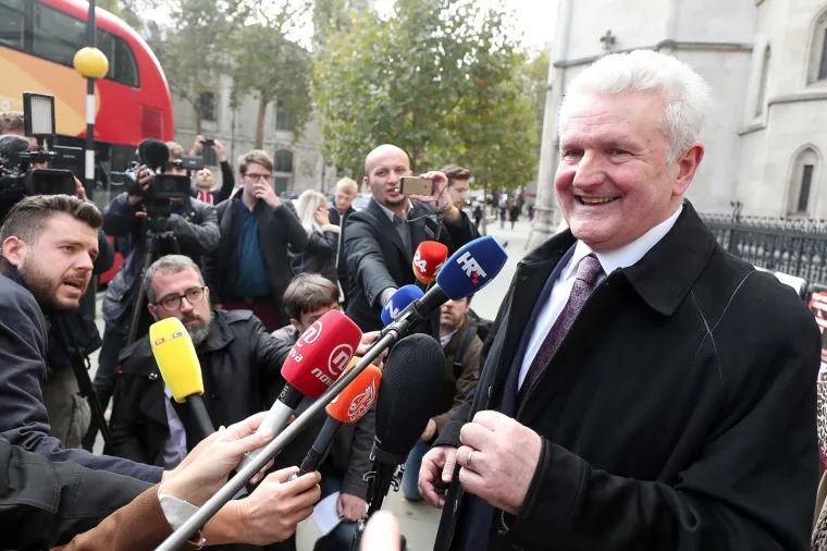 Osnivač Agrokora Ivica Todorić izjavio je u četvrtak u Londonu, nakon &scaron;to mu je potvrđena odluka o izručenju Hrvatskoj, da je "malo razočaran", ali i spreman za daljnje bitke.