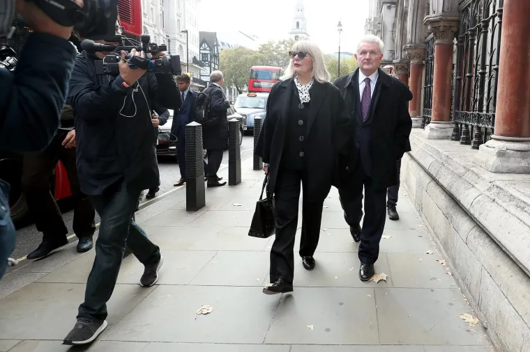 Osnivač Agrokora Ivica Todorić izjavio je u četvrtak u Londonu, nakon &scaron;to mu je potvrđena odluka o izručenju Hrvatskoj, da je "malo razočaran", ali i spreman za daljnje bitke.