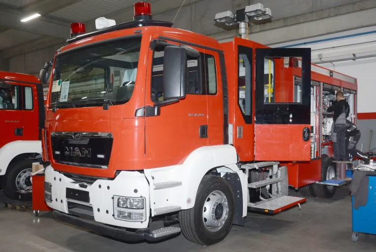 U KUTINI OTVOREN PROIZVODNI POGON TVRTKE ZIEGLER: Proizvodit će najsuvremenija vatrogasna vozila