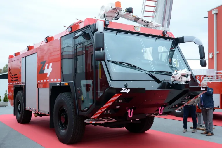 U KUTINI OTVOREN PROIZVODNI POGON TVRTKE ZIEGLER: Proizvodit će najsuvremenija vatrogasna vozila