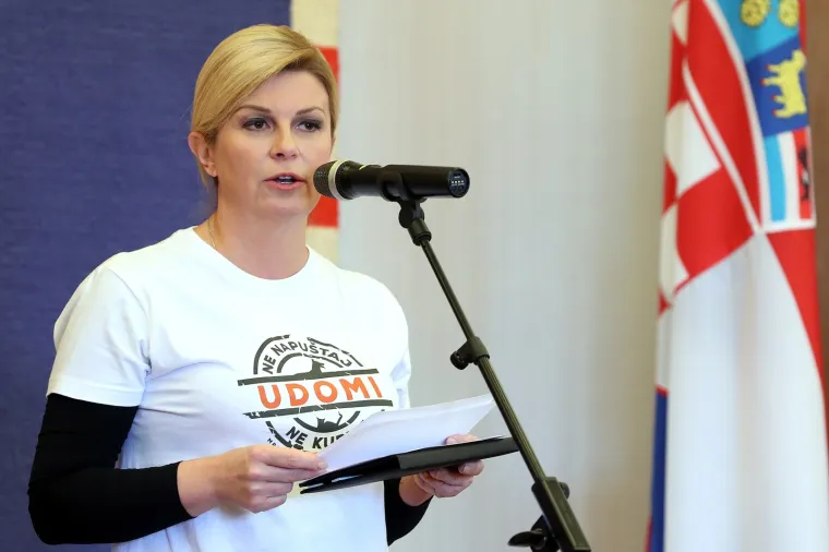 Predsjednica i 'prvi' psić na Danima otvorenih vrata povodom Dana za&scaron;tite životinja