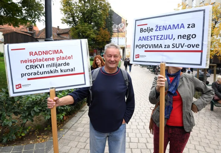 Pogledajte najbolje transparente s prosvjeda protiv Vatikanskih ugovora