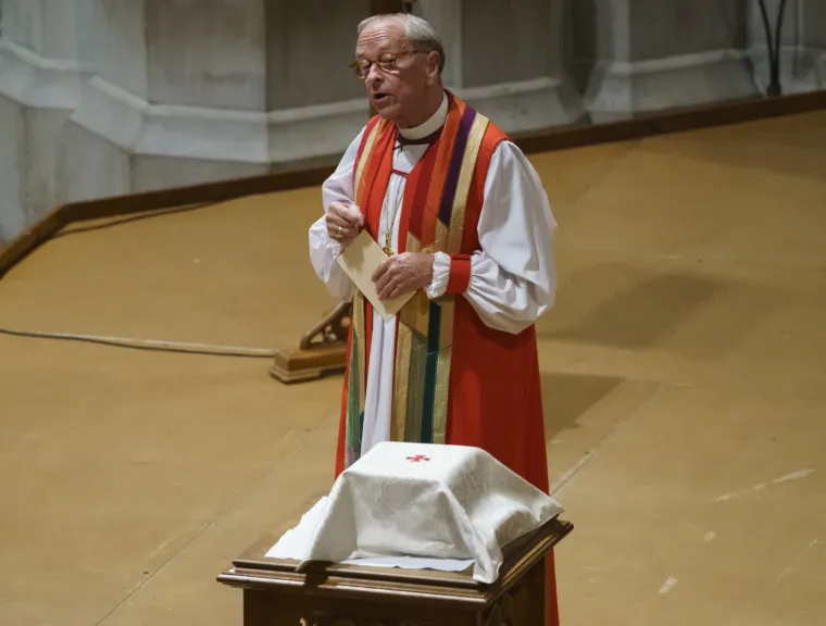 Američki student, simbol homofobnog nasilja, pokopan nakon 20 godina