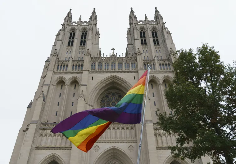 Američki student, simbol homofobnog nasilja, pokopan nakon 20 godina