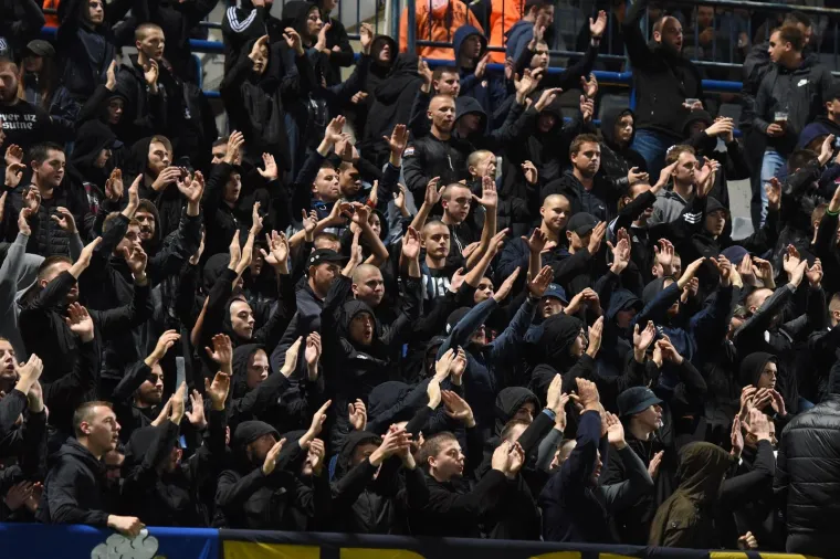 Bad Blue Boysi dobro su 'naložili' na tribinama u Koprivnici
