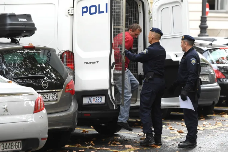 ZVJERSKI ZLOČIN ŠOKIRAO HRVATSKU: Osumnjičeni za ubojstvo starice u Bedekovčini priveden na sud u Zagrebu