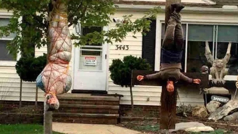 Od trupla koja vise na drveću, do stotine pauka na krovu: TOP 20 najbolje uređenih kuća za Noć vje&scaron;tica