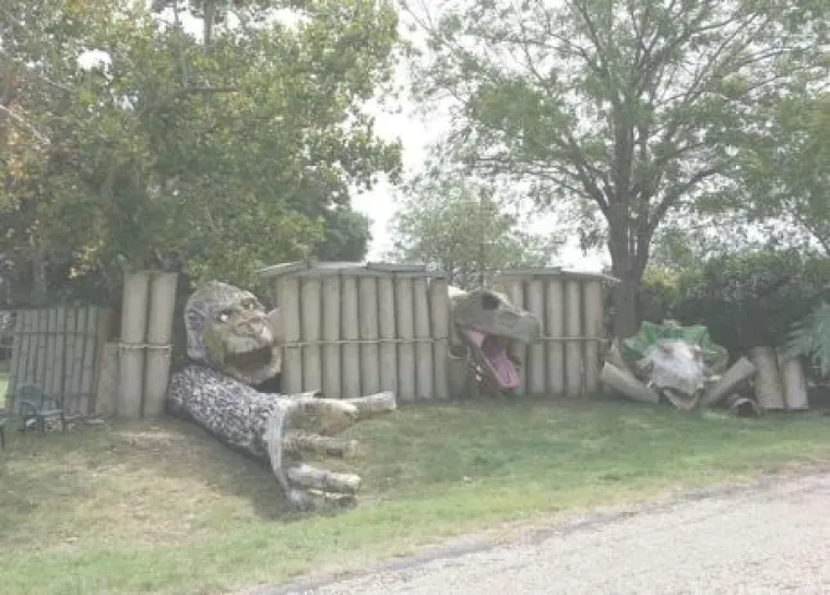 Od trupla koja vise na drveću, do stotine pauka na krovu: TOP 20 najbolje uređenih kuća za Noć vje&scaron;tica