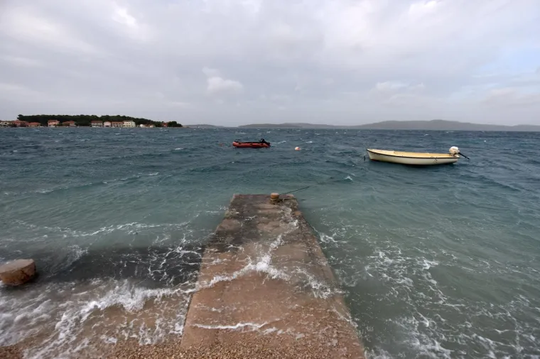 Jako jugo izazvalo je probleme na &scaron;ibenskom području.