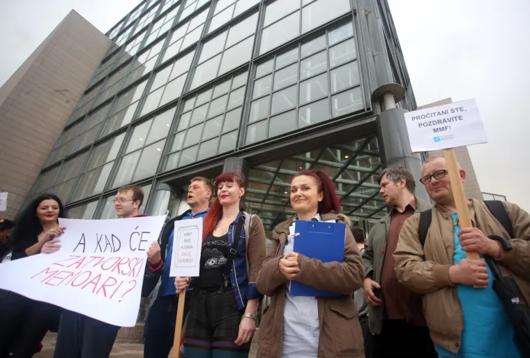 'Proračun sam sisala, knjigu sam napisala': Prosvjed dok Martina Dalić predstavlja svoju knjigu o Agrokoru