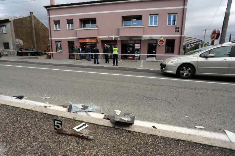 U ranim jutarnjim satima u Rijeci je raznesen bankomat u mjestu Čavle