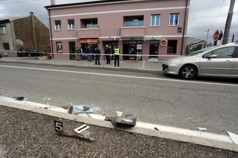 EKSPLOZIJA NA GROBNIKU: Usred noći digli u zrak bankomat i odnijeli pozamašan plijen